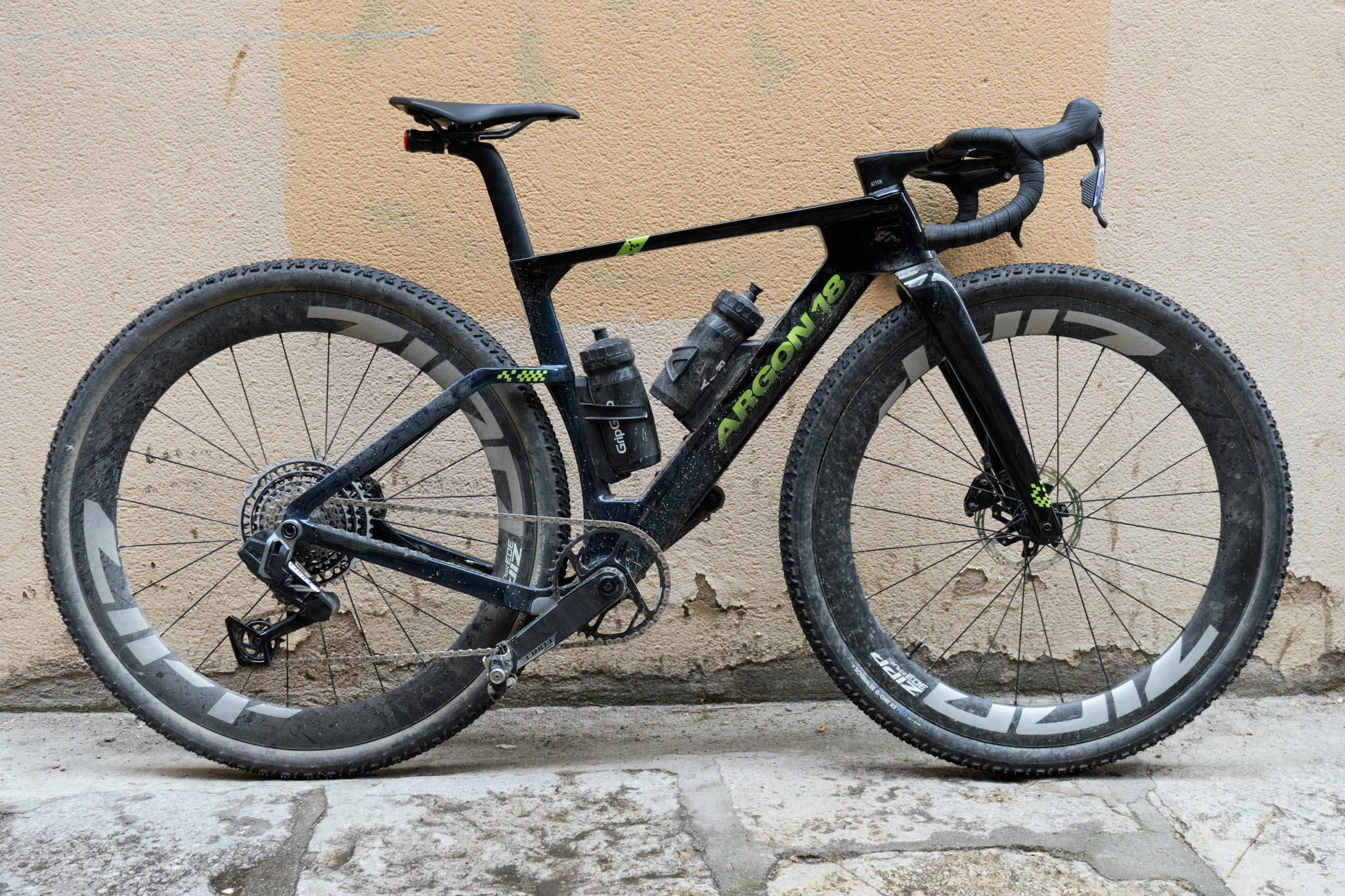 bicicleta gravel argon18