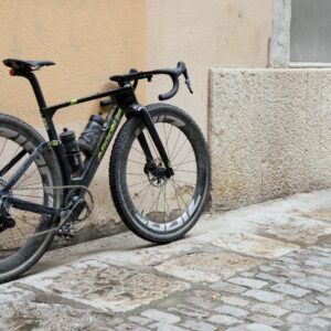 Como dispararle a un pez en un barril: vi una nueva bicicleta de gravel aerodinámica Argon18 mientras intentaba tomar una cerveza después del trabajo en The Traka.