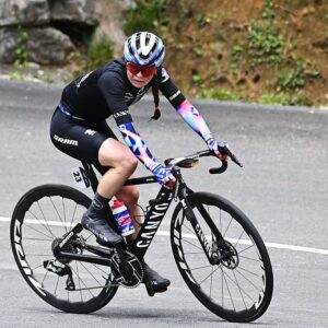 Antonia Niedermaier (CANYON-SRAM zondacrypto) on the attack during stage 1 of the 5th Itzulia Women 2026 in Zarautz, Spain. (Photo by Szymon Gruchalski/Getty Images)
