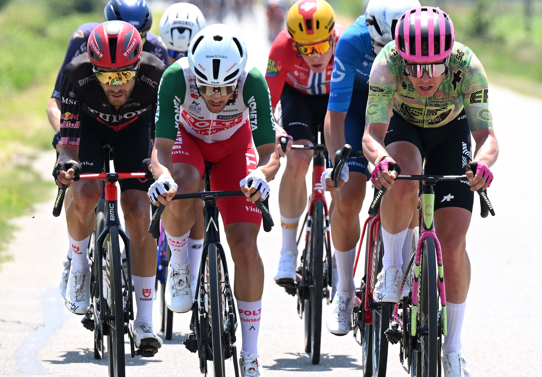 Larry Warbasse se fue con las manos vacías en la escapada del Giro de Italia tras un 'error' en la última subida a Verbania