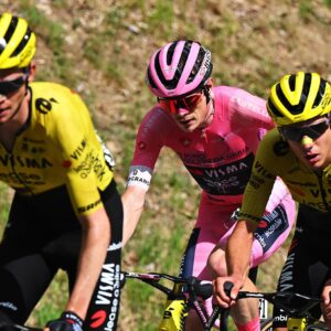 ¿De dominador a domestico? Jonas Vingegaard dice que estaría "muy orgulloso" de ayudar a Davide Piganzoli y Sepp Kuss en las etapas finales de montaña del Giro de Italia
