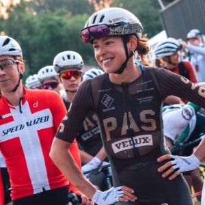 'Quiero vencer a todos' - La ganadora defensora del Unbound 200, Karolina Migoń, se recuperó completamente del accidente de Traka 360 y está lista para la 'atmósfera agotadora' en Kansas