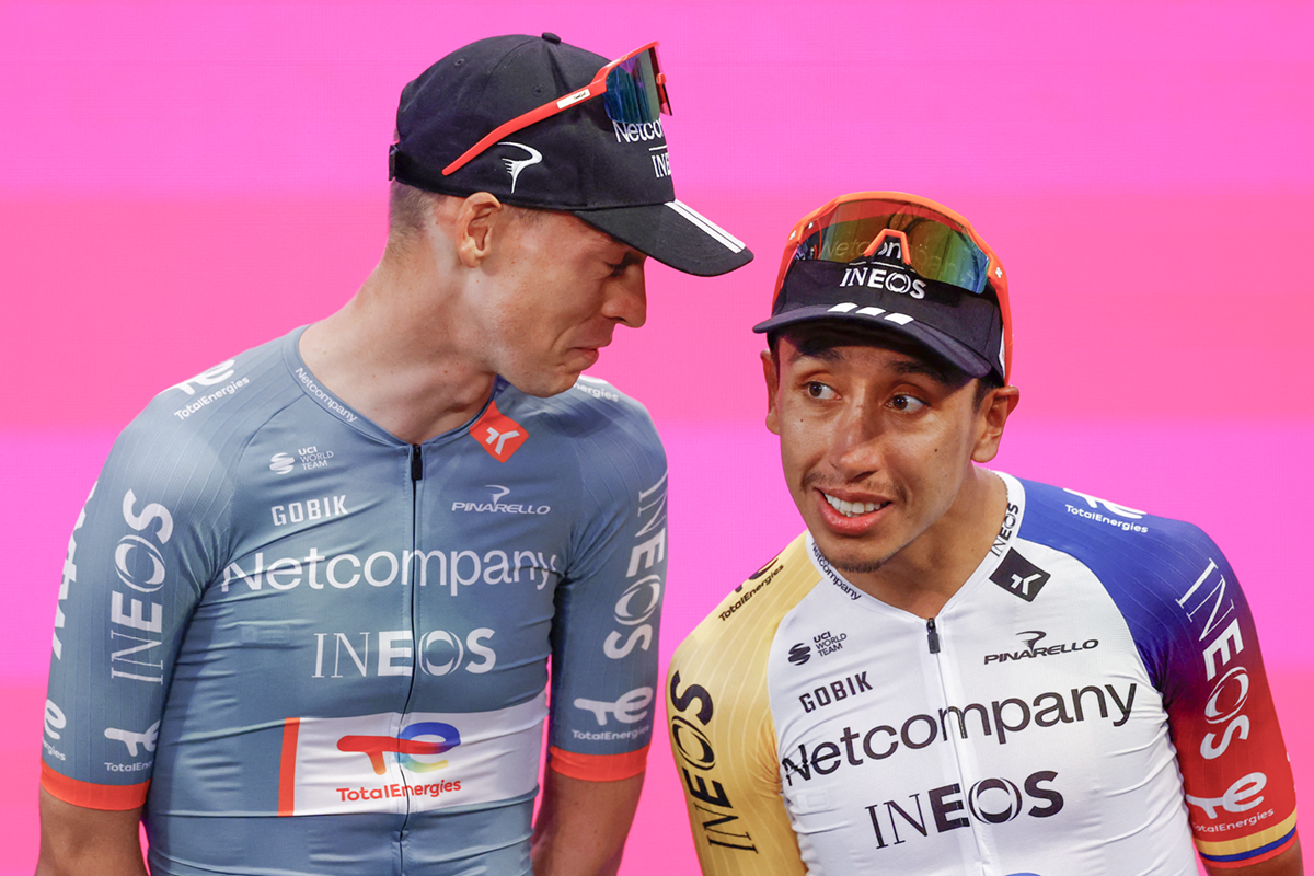 Los codirectores de Netcompany Ineos, Thymen Arensman y Egan Bernal, en la presentación previa a la carrera del Giro de Italia 2026
