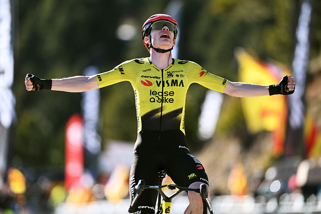 Volta a Catalunya 2026: Jonas Vingegaard logra una victoria de etapa en el camino hacia la victoria general