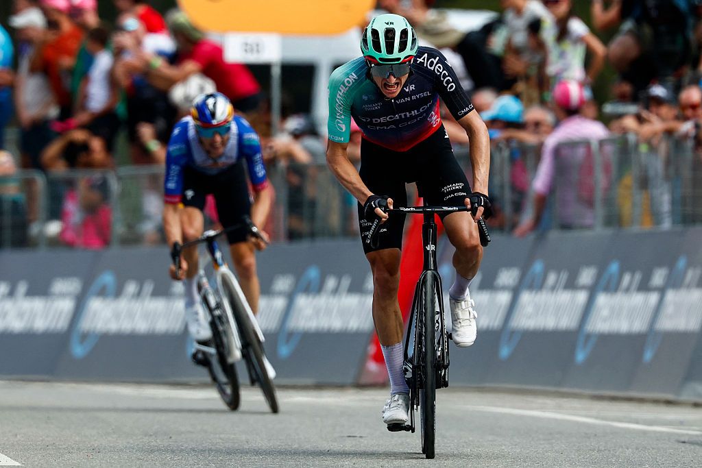 Decathlon CMA CGM Team Austrian rider Felix Gall sprints to the finish line during the 16th stage of the Giro d'Italia 2026 - Tour of Italy cycling race between Bellinzona and Cari, Switzerland, on May 26, 2026. (Photo by Luca Bettini / AFP)