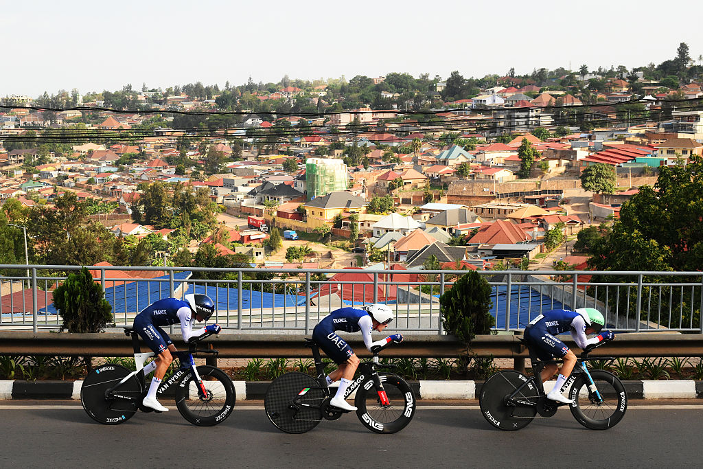 Campeonato del Mundo de Ruta 2026: Paul Seixas como parte del equipo francés ganador de la medalla de plata contrarreloj por equipos en la prueba de relevos mixtos