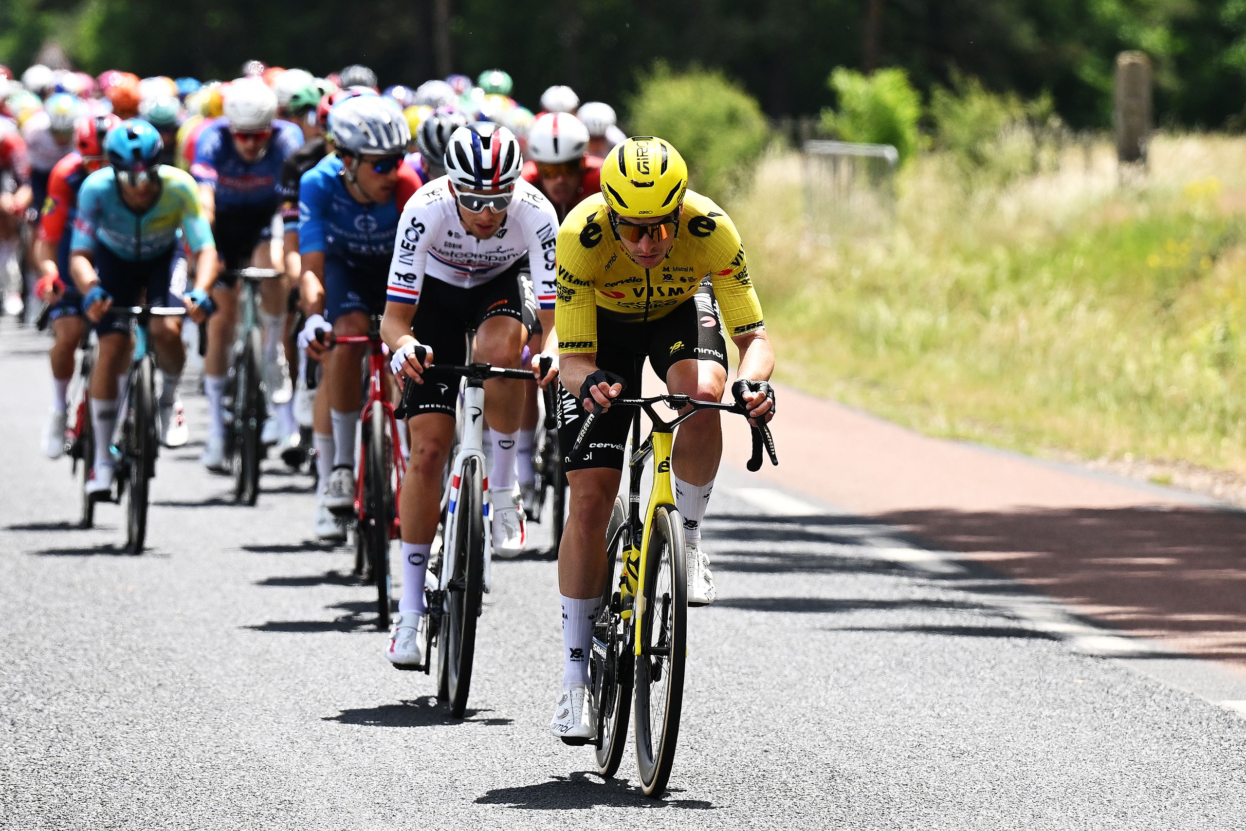 ¿Otro corredor del Tour de Francia en riesgo? Visma-Lease a Bike dice que Edoardo Affini 'será monitoreado' después de un accidente a alta velocidad en el Campeonato Italiano de Ruta