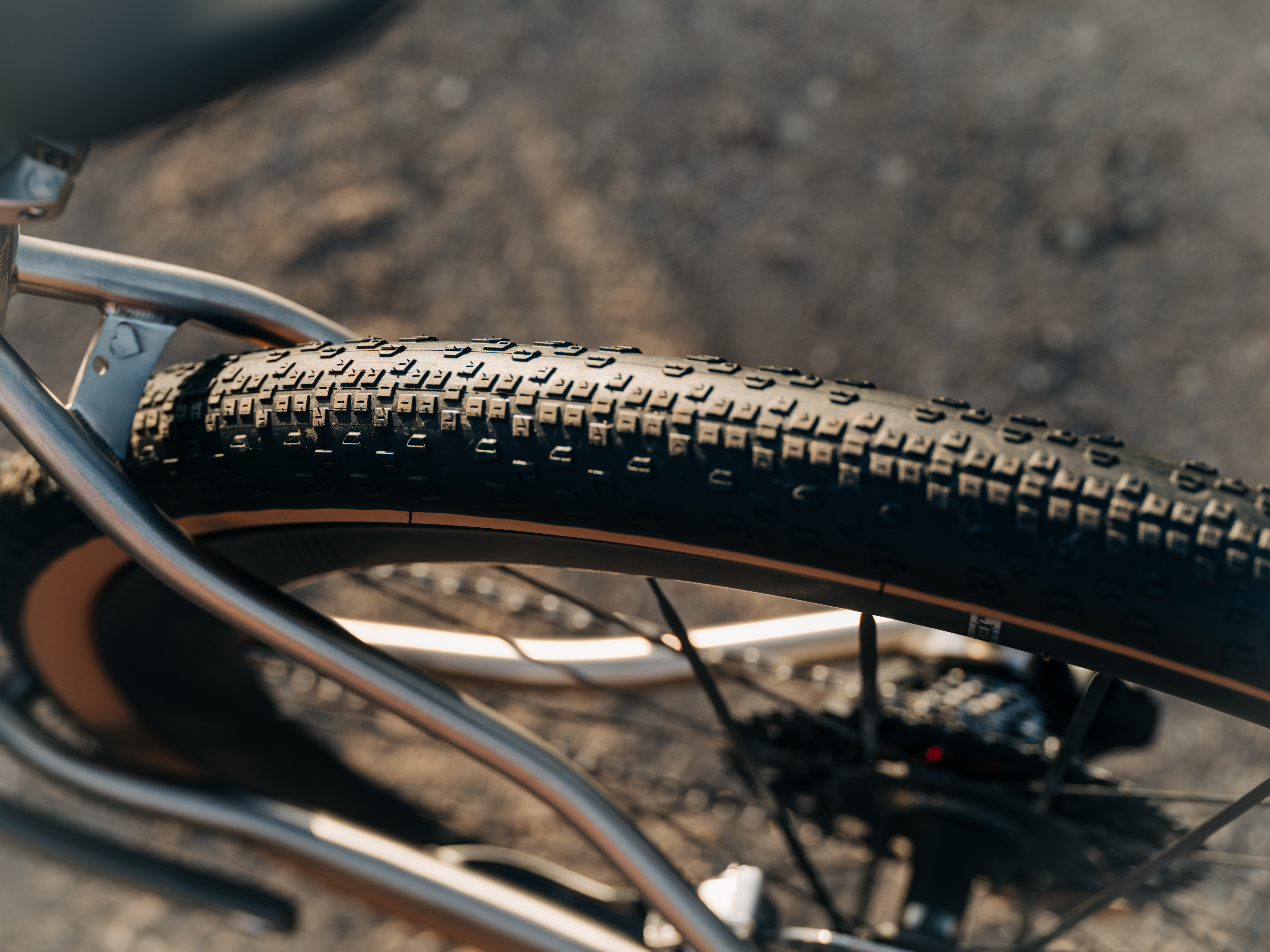 Un neumático de gravel Cadex GXR