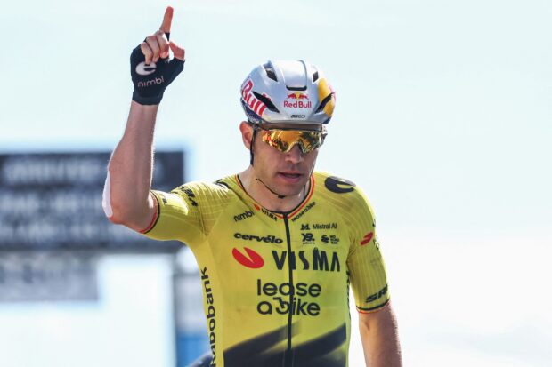 Wout van Aert 'podría haber contraído sepsis', se sometió a una cirugía para curar el codo infectado que lo descartó del Tour de Francia