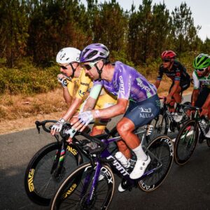 'Si tienes los recursos, ¿por qué no?' - El todoterreno australiano Michael Matthews defiende la mentalidad de caza de etapas del UAE Team Emirates-XRG en el Tour de Francia