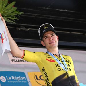 Wout van Aert intensifica su preparación para su regreso con un recorrido de seis horas sobre grava en Stelvio después de perderse el Tour de Francia