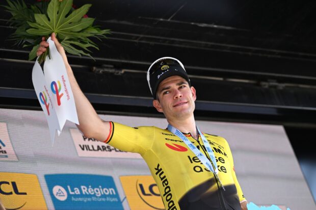 Wout van Aert intensifica su preparación para su regreso con un recorrido de seis horas sobre grava en Stelvio después de perderse el Tour de Francia
