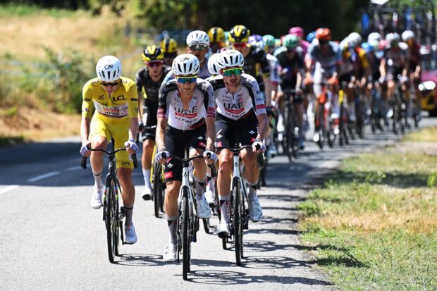 'Todo el mundo quiere estar en el UAE Team Emirates-XRG, tú decides cómo se desarrolla la carrera': las cosas cambian en el Tour de Francia cuando Wellens y McNulty se convierten en corredores fugados
