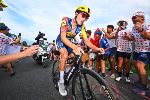 'Podría haber grandes explosiones': Juan Ayuso predice una matanza mientras la batalla general del Tour de Francia se dirige a los Alpes