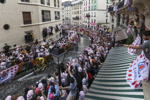 Etapa final del Tour de Francia 2026 acortada por circunstancias excepcionales provocadas por incendios forestales