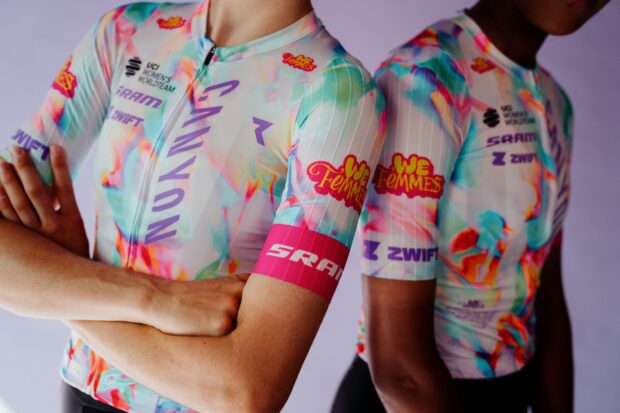 Canyon-SRAM presenta una colorida equipación para el Tour de France Femmes que respalda la nueva y ambiciosa campaña 'We Femmes'