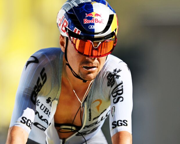 'Estaba muerto allí': el ganador de Alpe d'Huez 2022, Tom Pidcock, sufre gravemente en el mismo ascenso en el Tour de Francia 2026