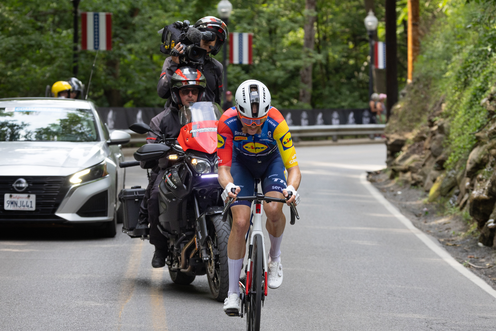 Quinn Simmons se libera de seis corredores y viaja solo en la última vuelta hacia la tercera victoria en el Campeonato Nacional USPro Road Race.