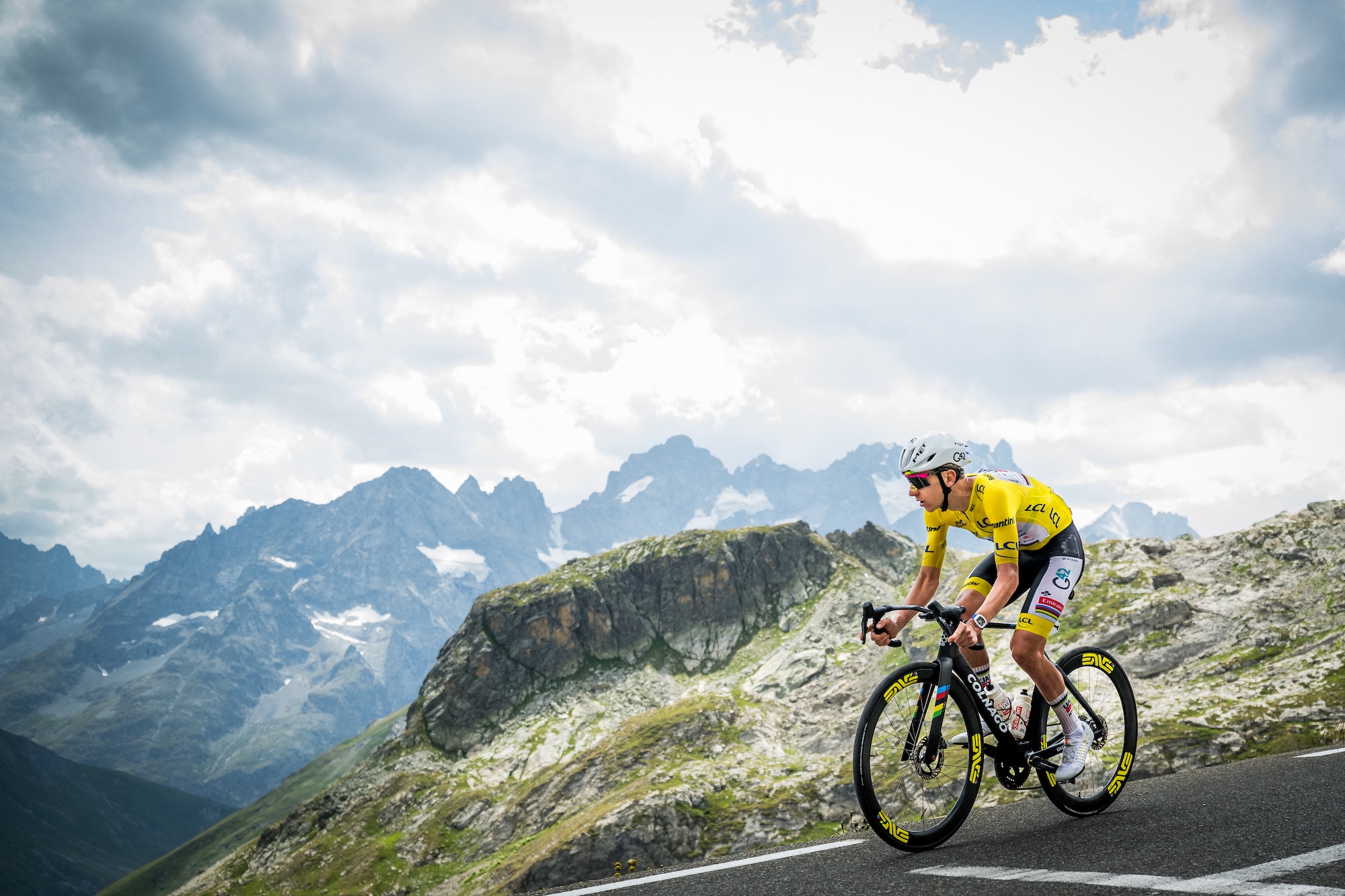 Tadej Pogačar (UAE Team Emirates-XRG) durante la etapa 20 del Tour de Francia 2026