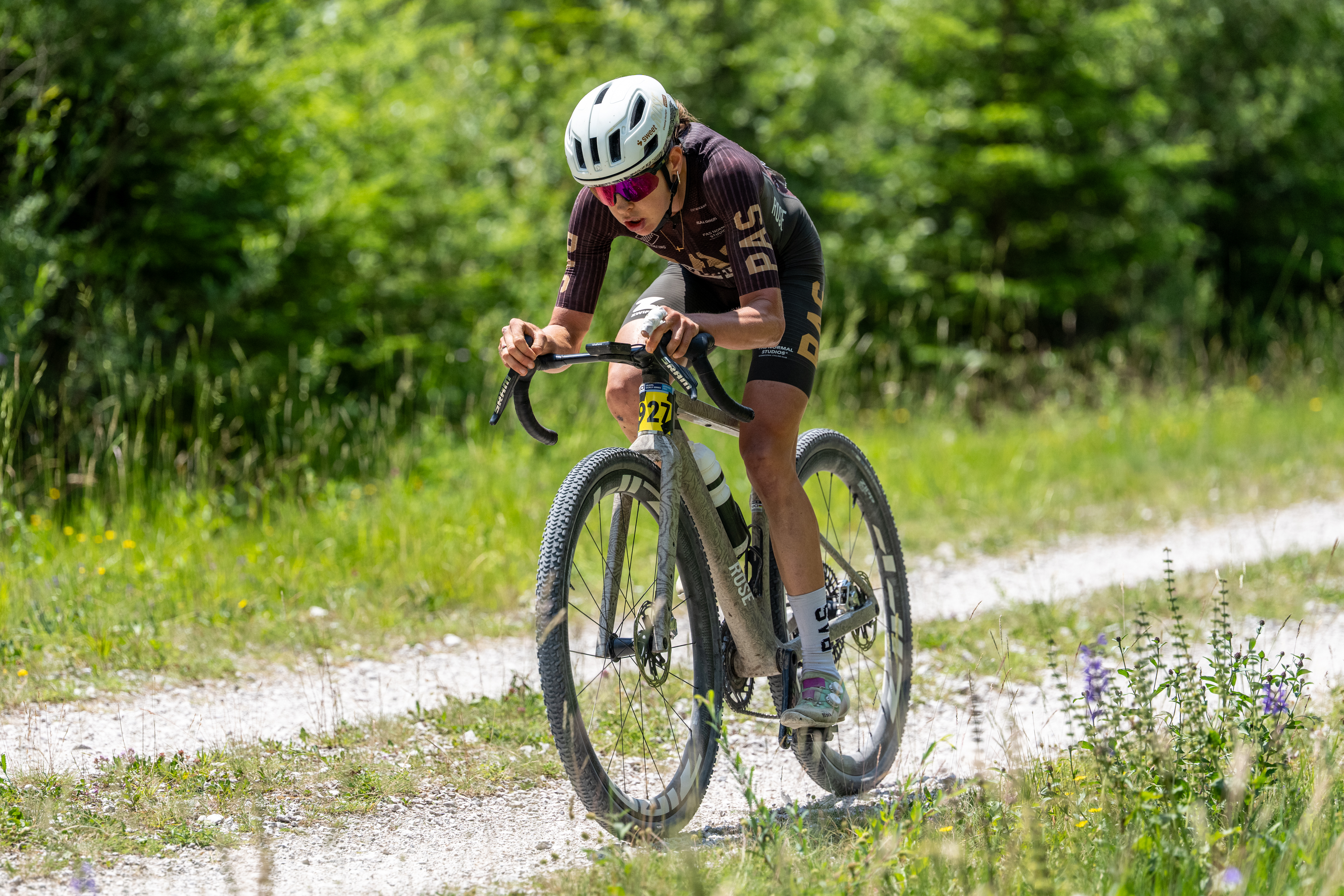 Karolina Migon cabalgando durante el Grand Tour 3 Cime Lavaredo