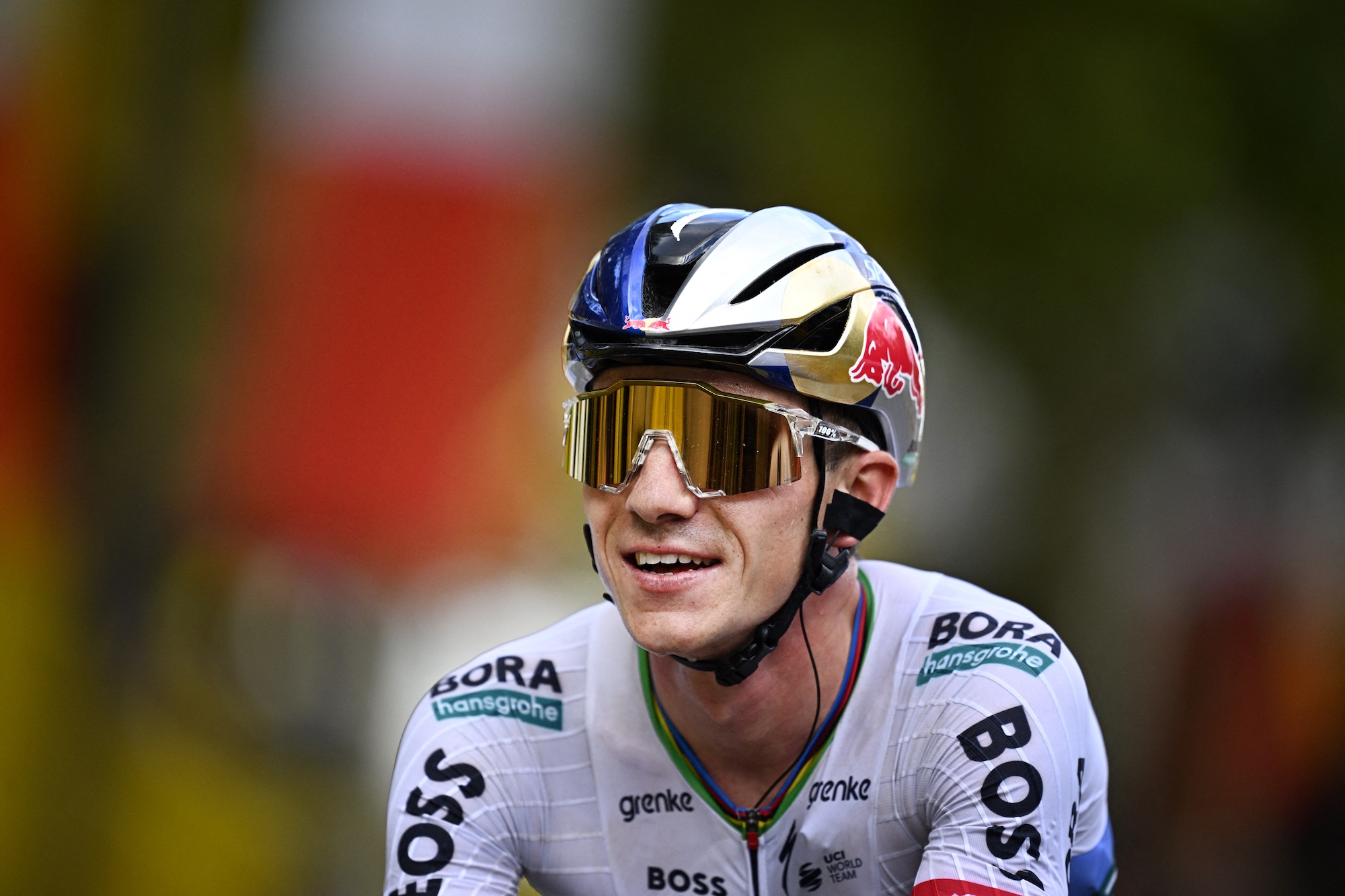 El belga Remco Evenepoel de Red Bull-BORA-hansgrohe cruza la línea de meta de la etapa 21 de la carrera ciclista Tour de Francia 2026, una etapa de 130 km desde Thoiry hasta los Campos Elíseos de París, el domingo 26 de julio de 2026. La 113ª edición del Tour de Francia comienza el sábado 4 de julio en Barcelona, ​​España, y terminará en París, Francia, el 26 de julio. BELGA FOTO JASPER JACOBS (Foto de JASPER JACOBS / BELGA MAG / Belga vía AFP)