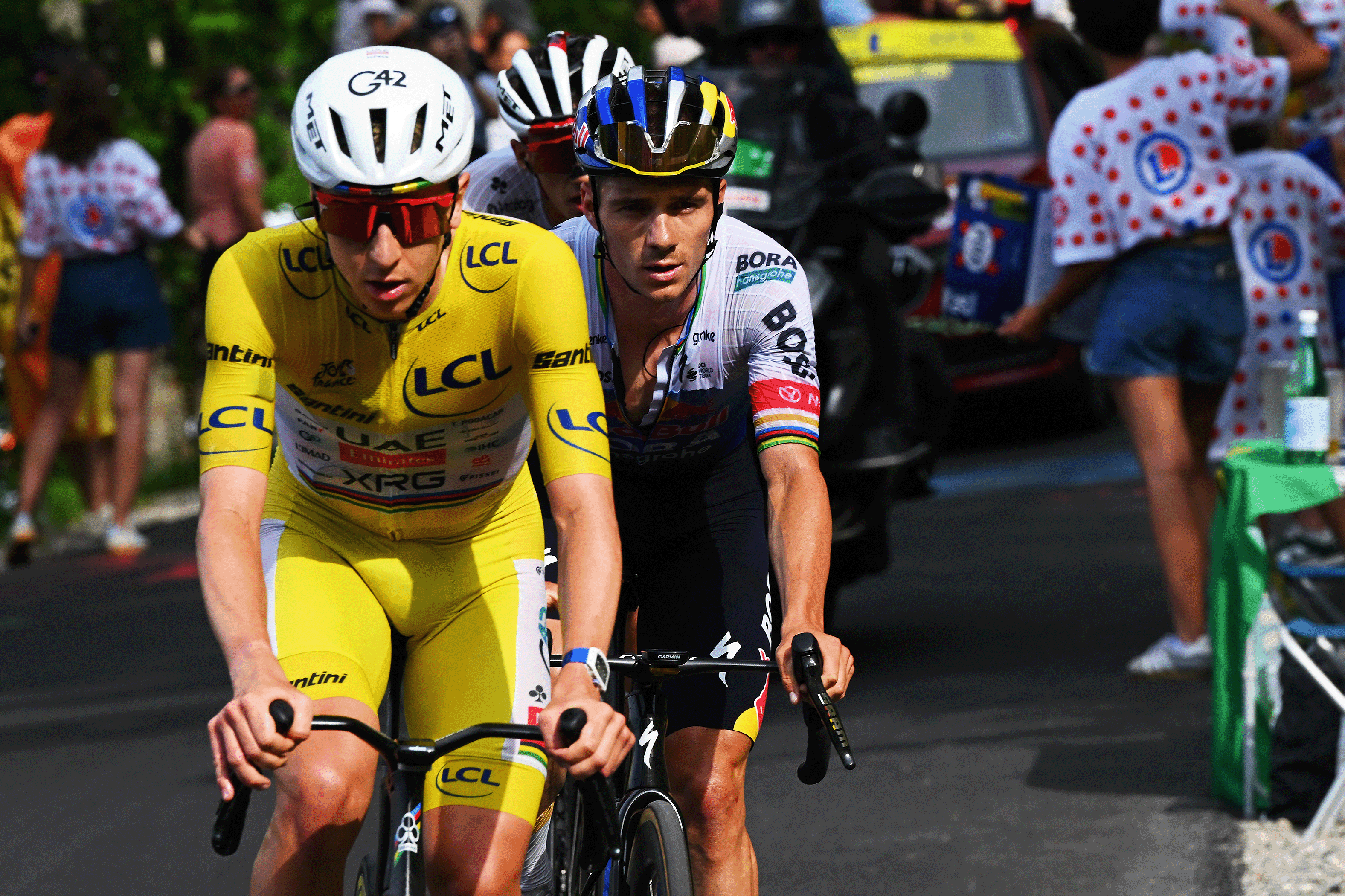 Remco Evenepoel sigue al volante detrás de Tadej Pogačar en la etapa 15 del Tour de Francia 2026 hasta Plateau de Solaison