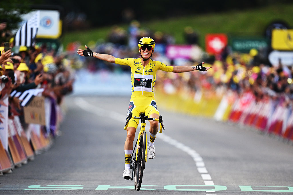 Tour de Francia femenino 2025: Pauline Ferrand-Prévot se adjudica la etapa final y la victoria general