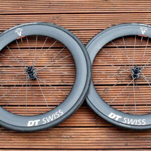 Revisión de la rueda DT Swiss ARC 1100 65: excelente rendimiento a alta velocidad, pero ¿pueden mantenerse al día con competidores más livianos?