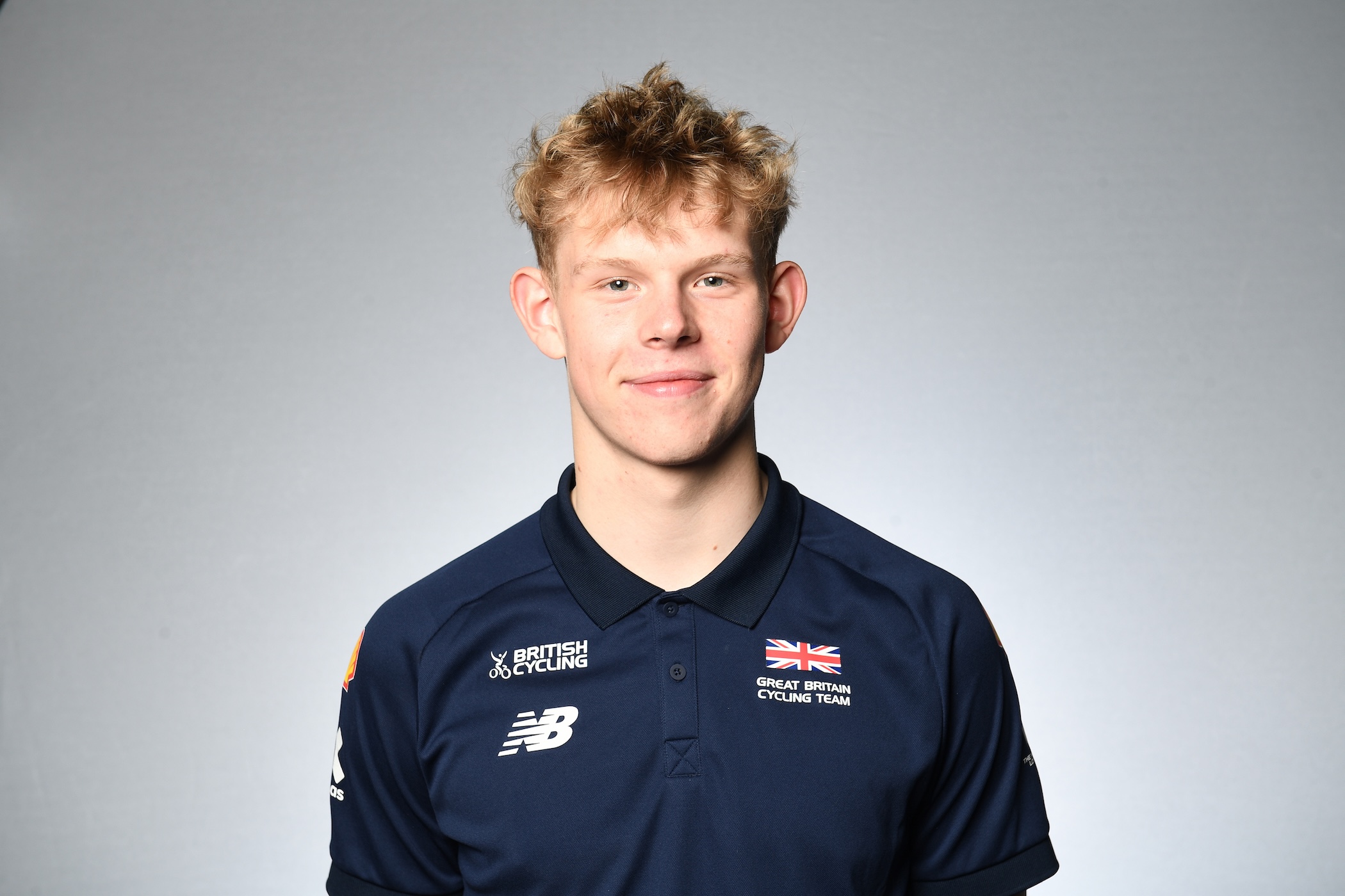 Finlay Tarling en el día de inducción de British Cycling 2024 en el Centro Nacional de Ciclismo