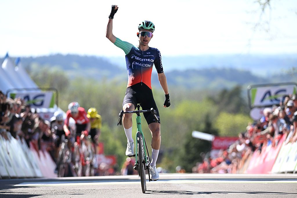 2026 La Flèche Wallonne: Paul Seixas wins