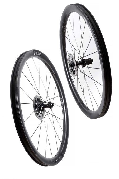 40 radios de carbono Limitless Gravel Aero UD