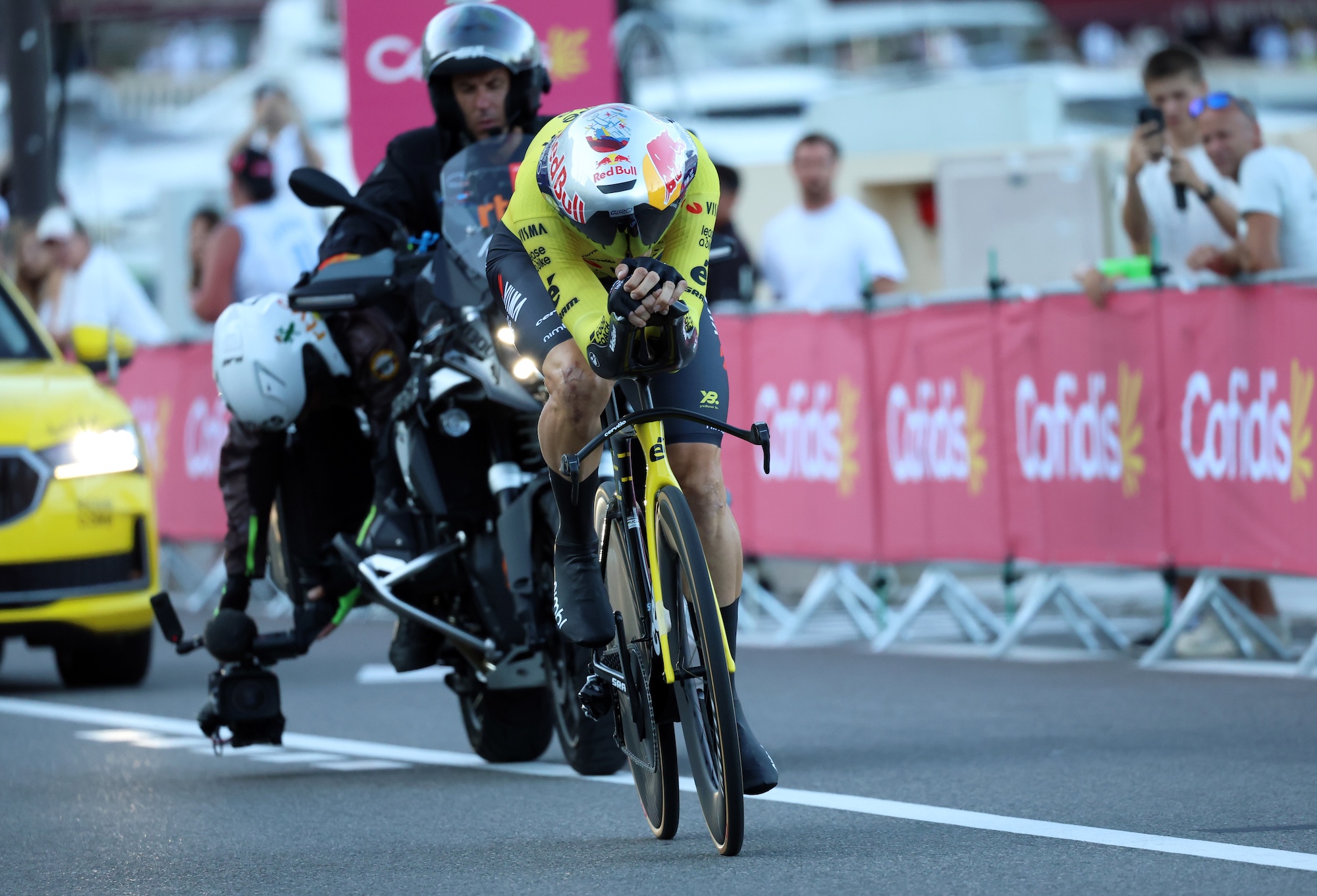 Wout Van Aert de Bélgica y el equipo Visma | Lease a Bike compite durante La Vuelta - 81ª Vuelta a España 2026, Etapa 1 una contrarreloj individual de 9,4km 