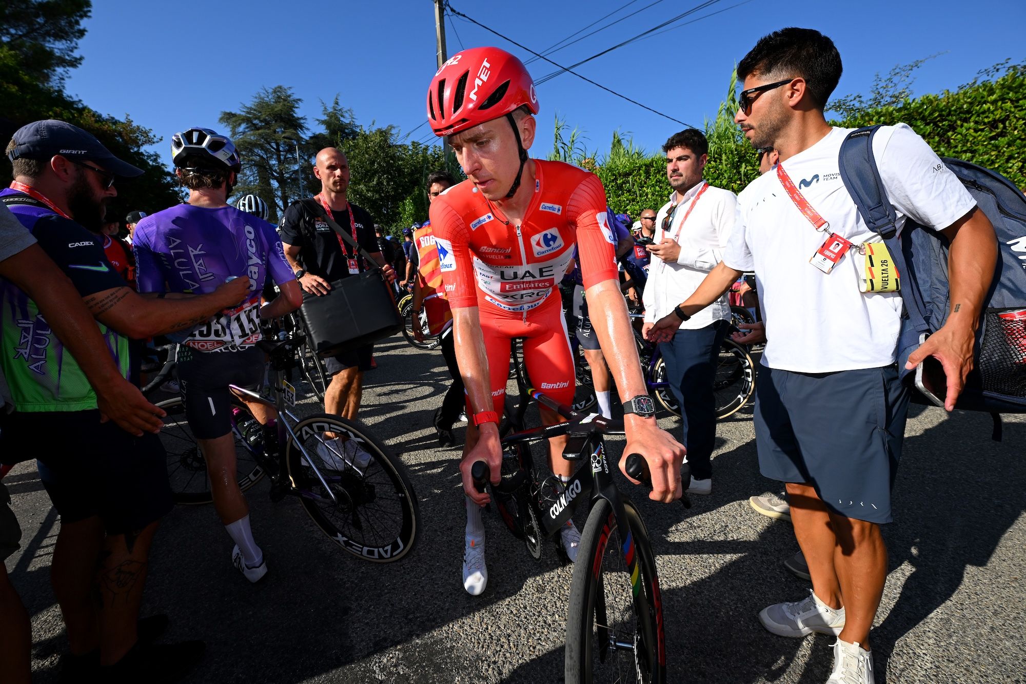 'Cuando Wout se va, hay que reaccionar': Tadej Pogačar mantiene el liderato de la Vuelta a España tras un candente duelo final con Van Aert