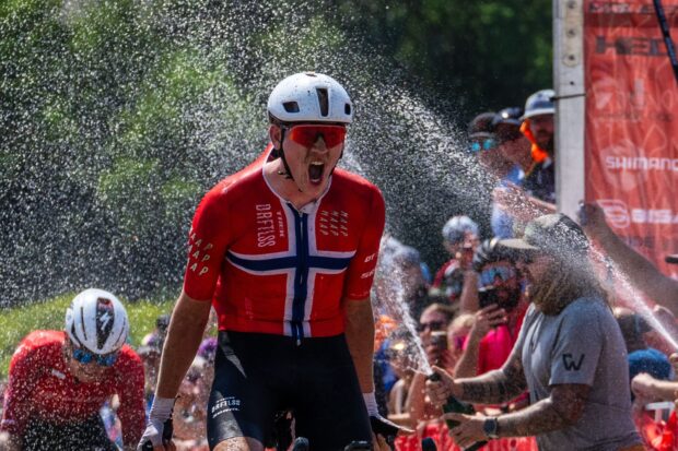Lauf Gravel Worlds: Geerike Schreurs vence a Rosa Klöser en la foto final mientras Torbjørn Røed gana el sprint de tres vías después de que las tormentas provocaran un reajuste del recorrido