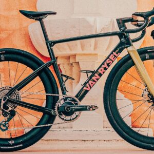 Van Rysel va a lo grande en gravel con dos nuevos lanzamientos tanto de carrera como de aventura