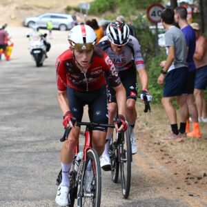 Pinarello-Q36.5 se lleva al subcampeón del Tour de l'Avenir y principal prospecto belga, Niels Driesen, para 2027
