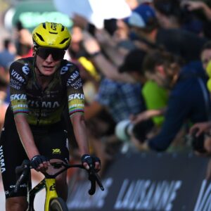 'Estaba tratando de surfear ruedas': Pauline Ferrand-Prévot apoya a Marianne Vos en el sprint final del Tour de Francia Femmes en Ginebra