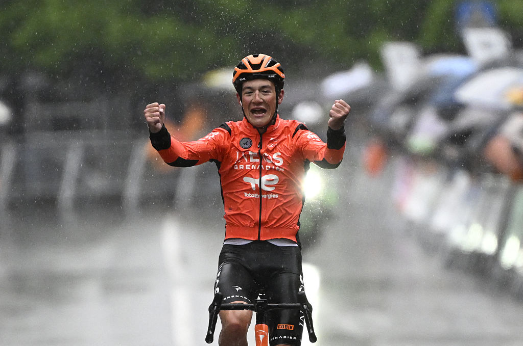 2026 Itzulia Basque Country etapa 6: Andrew August gana su primera carrera WorldTour