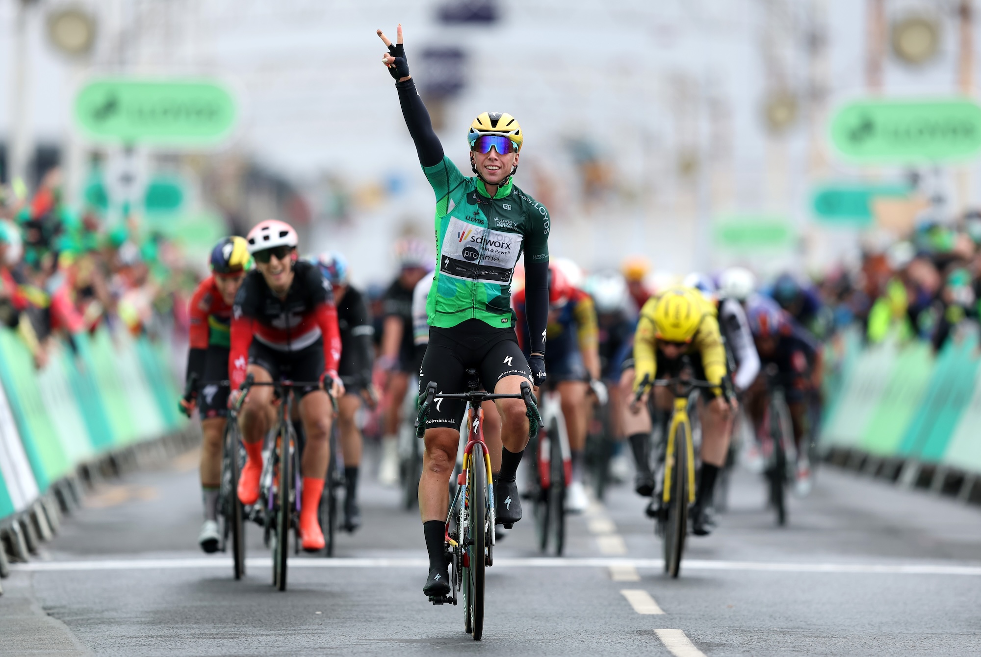 Lorena Wiebes de SD Worx-Protime gana la etapa 2 con la camiseta verde de líder
