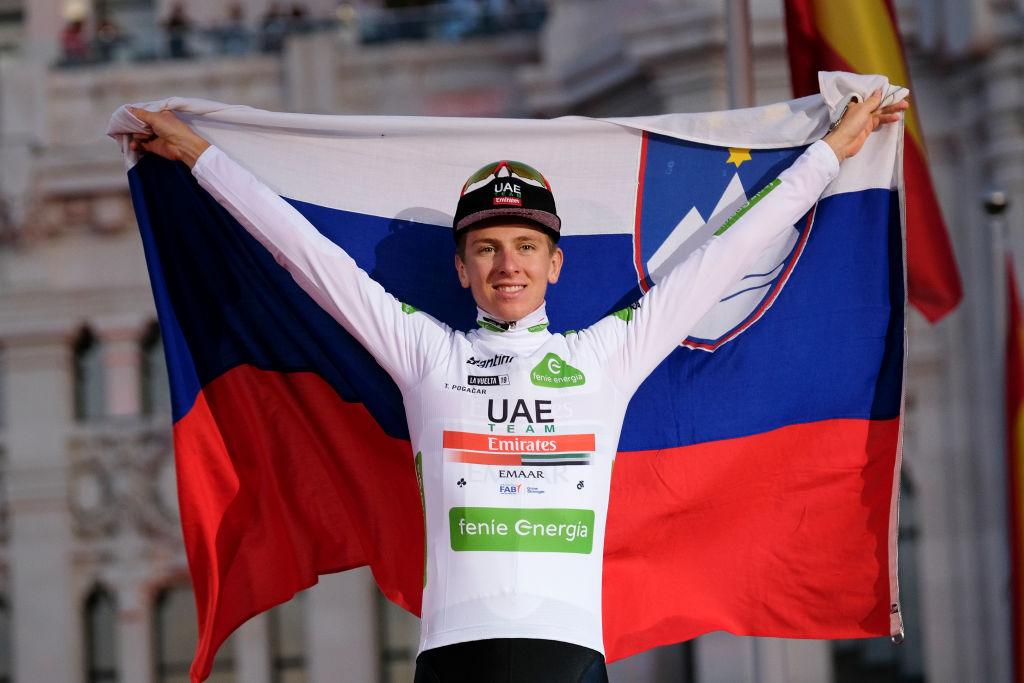 Vuelta a España 2019: Tadej Pogačar celebra el tercer puesto en la general