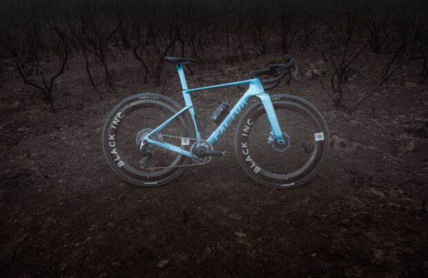 'Muchas bicicletas de gravel se han vuelto blandas en busca de comodidad': la nueva Elara de Factor se opone a todo en busca de velocidad