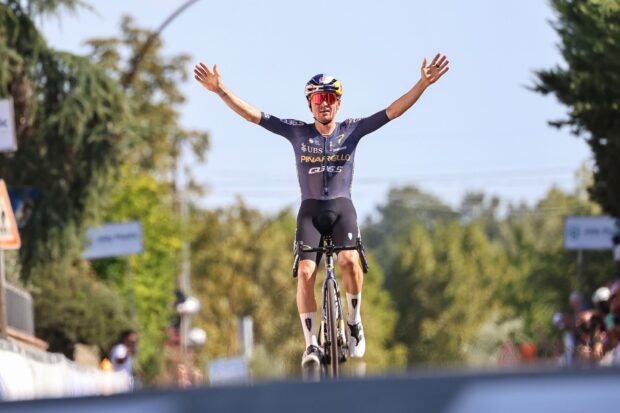 'Voy a disfrutar la última parte del año': Tom Pidcock vuelve al ritmo de la carretera y persigue una victoria en el WorldTour para cerrar la temporada.