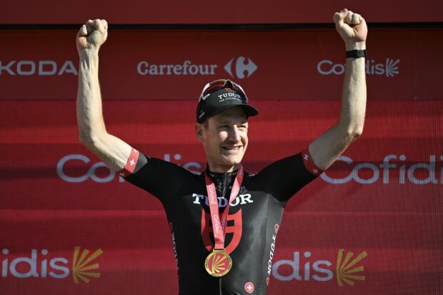 'A veces me preocupaba no recuperar mi antigua fuerza': Stefan Küng consolida su recuperación de una fractura de fémur en la contrarreloj de la Vuelta a España