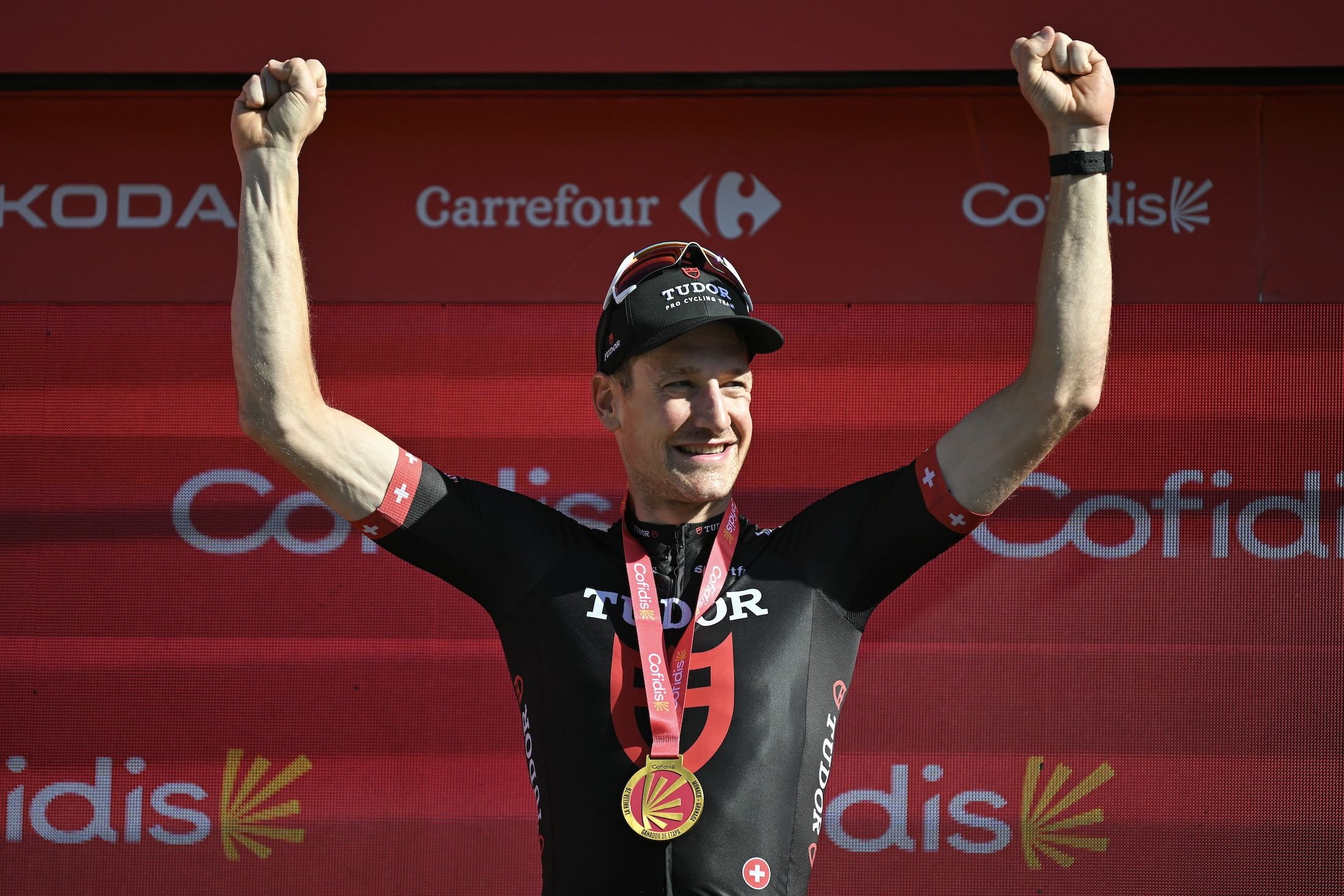 'A veces me preocupaba no recuperar mi antigua fuerza': Stefan Küng consolida su recuperación de una fractura de fémur en la contrarreloj de la Vuelta a España