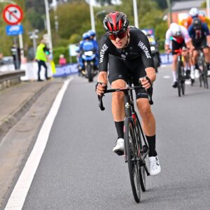 'Es una dinámica extraña': el finlandés Fisher-Black sostiene que la falta de financiación de Cycling New Zealand para los ciclistas en el Campeonato Mundial de Ruta puede cambiar el enfoque de la carrera