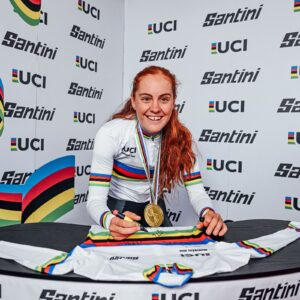 La recién coronada campeona mundial Felicity Wilson-Haffenden abandona Lidl-Trek para ir a Fenix-Premier Tech