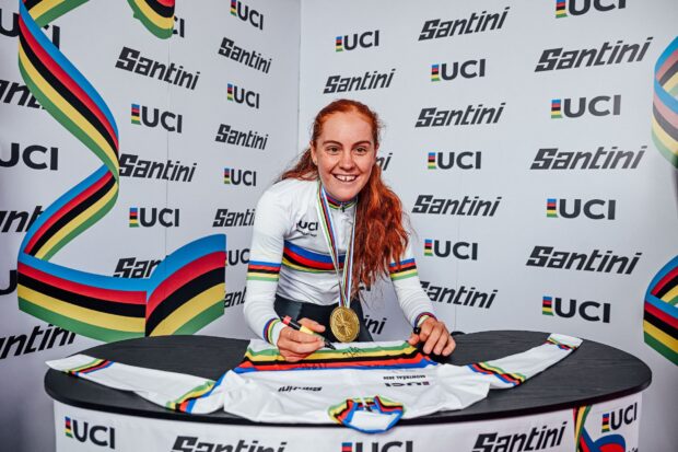 La recién coronada campeona mundial Felicity Wilson-Haffenden abandona Lidl-Trek para ir a Fenix-Premier Tech