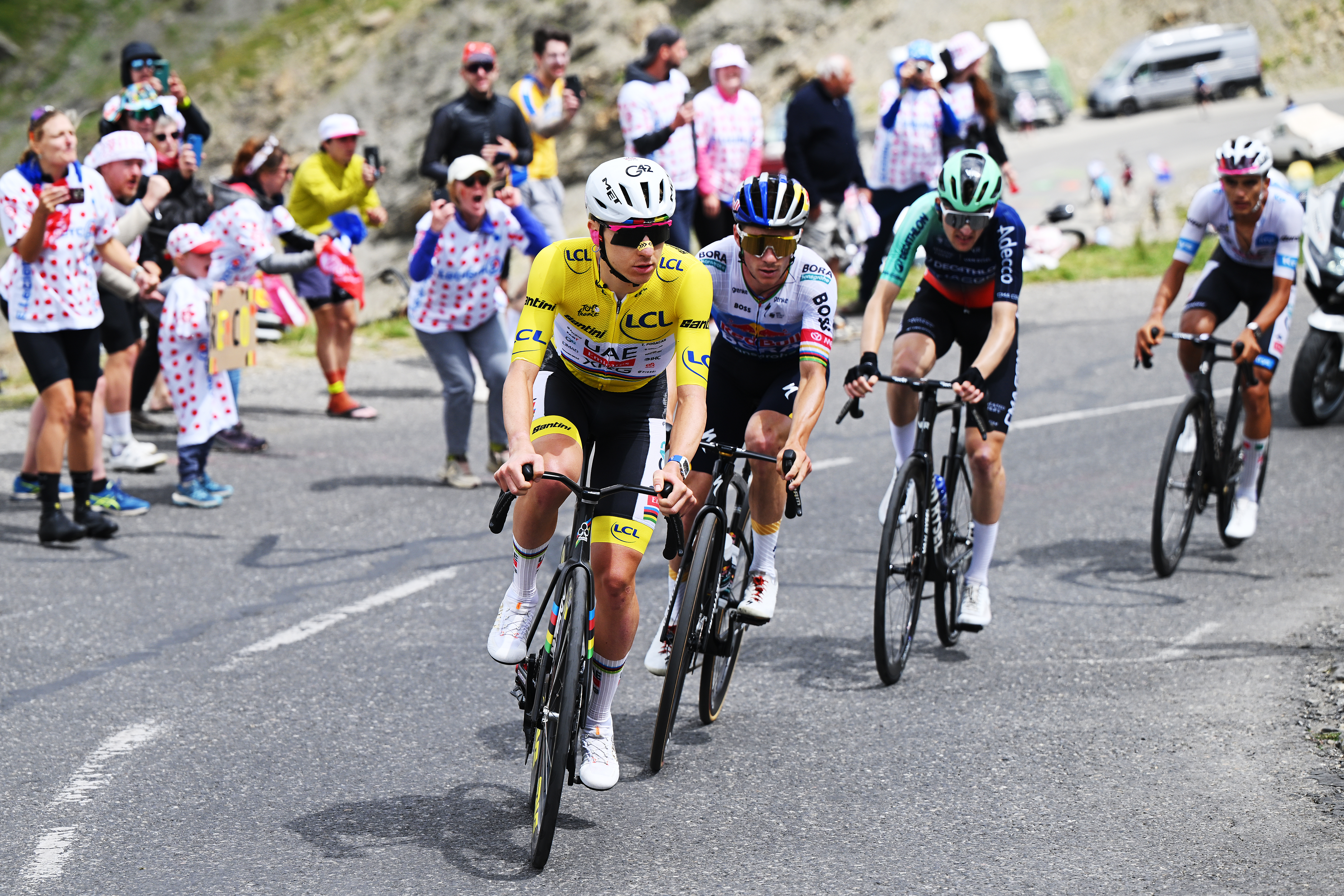 Tadej Pogacar controla el ritmo en el Col du Galibier con Remco Evenepoel, Paul Seixas e Isaac Del Toro a su volante durante la etapa 20 del Tour de Francia 2026 (Dario Belingheri/Getty Images)