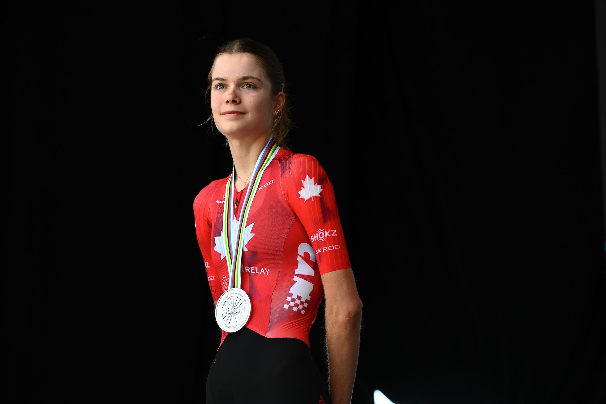 'Si tuviera las piernas, habría estado sola': el plan de la estrella canadiense Isabella Holmgren para conseguir el oro se convierte en plata en la carrera de ruta femenina sub-23 en Road Worlds