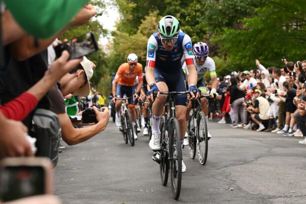 'Fue un error infantil': Paul Seixas sufrió calambres en una brutal carrera en ruta del Campeonato Mundial